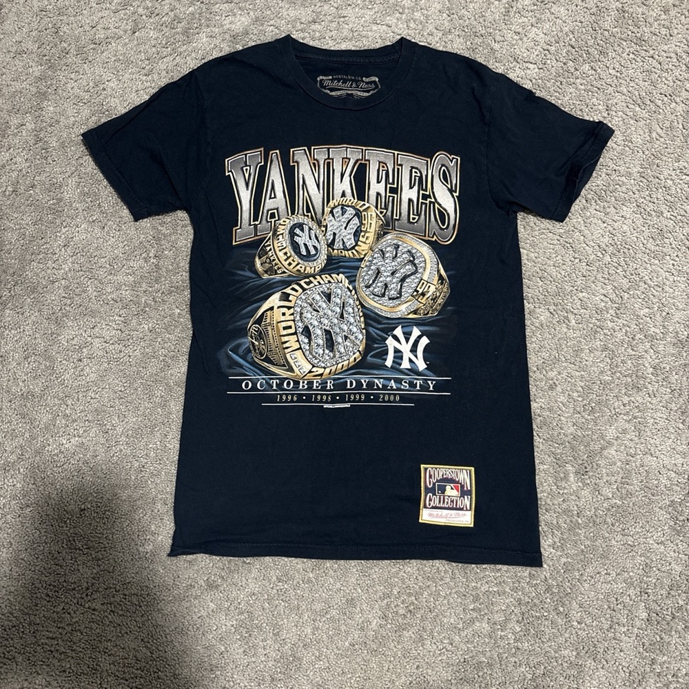 Mitchell & Ness Navy Yankees Short Sleeve Tee